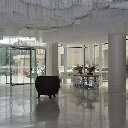 Beijing Springs Valley Hotel Exterior photo