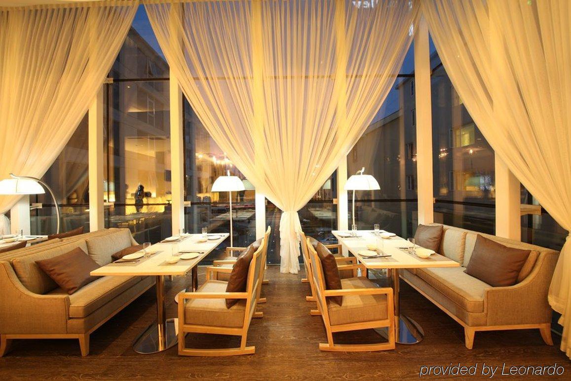 Beijing Springs Valley Hotel Exterior photo