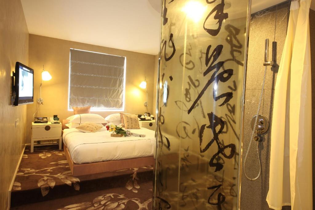 Beijing Springs Valley Hotel Exterior photo